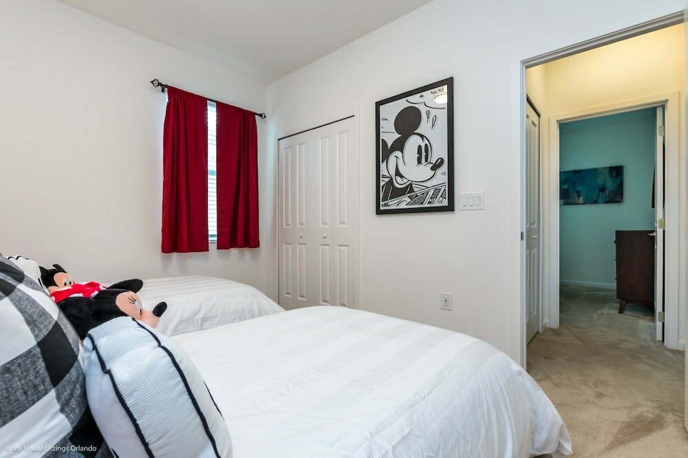 Фото 8 Bdrm 5 Bath Bella Vida Resort