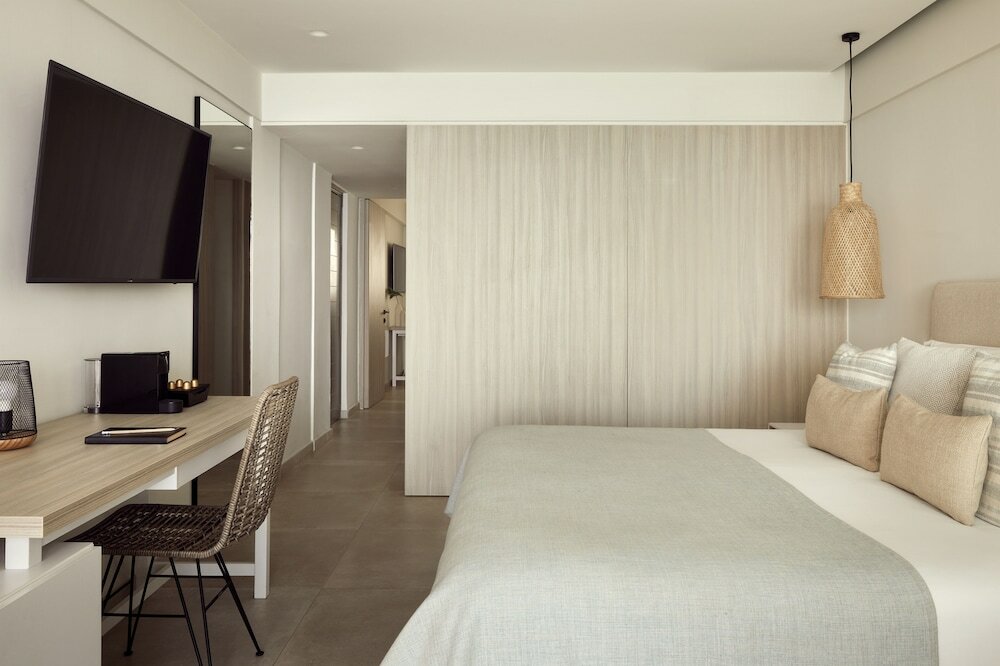 Фото Atlantica Mare Village Paphos