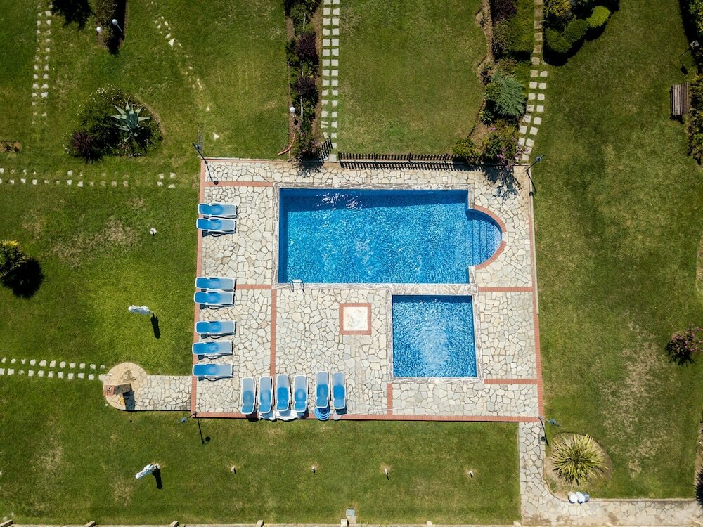 Фото Halu! Modern Villa w Pool & Tennis