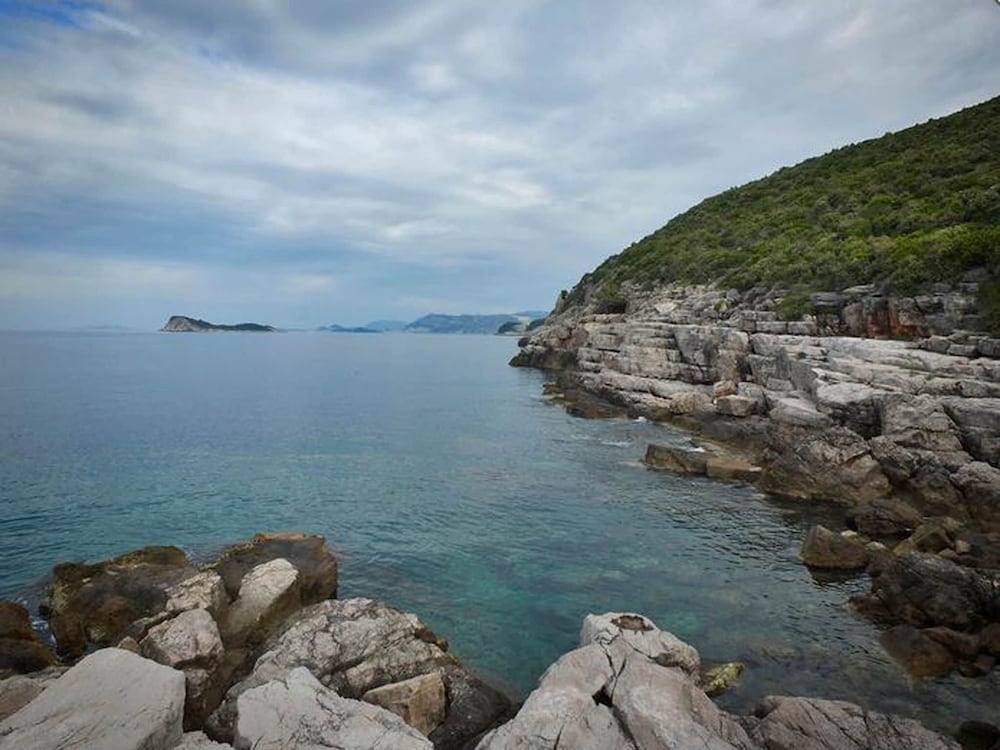 Фото Modern Apartment in Mocici With Terrace