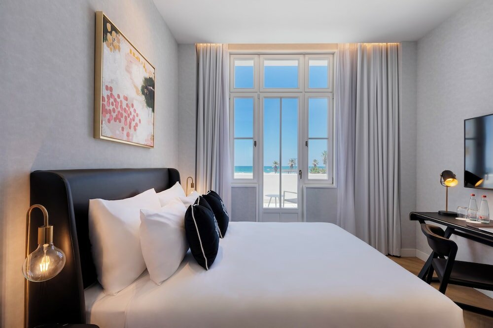 Фото Hotel The Herbert Tel Aviv
