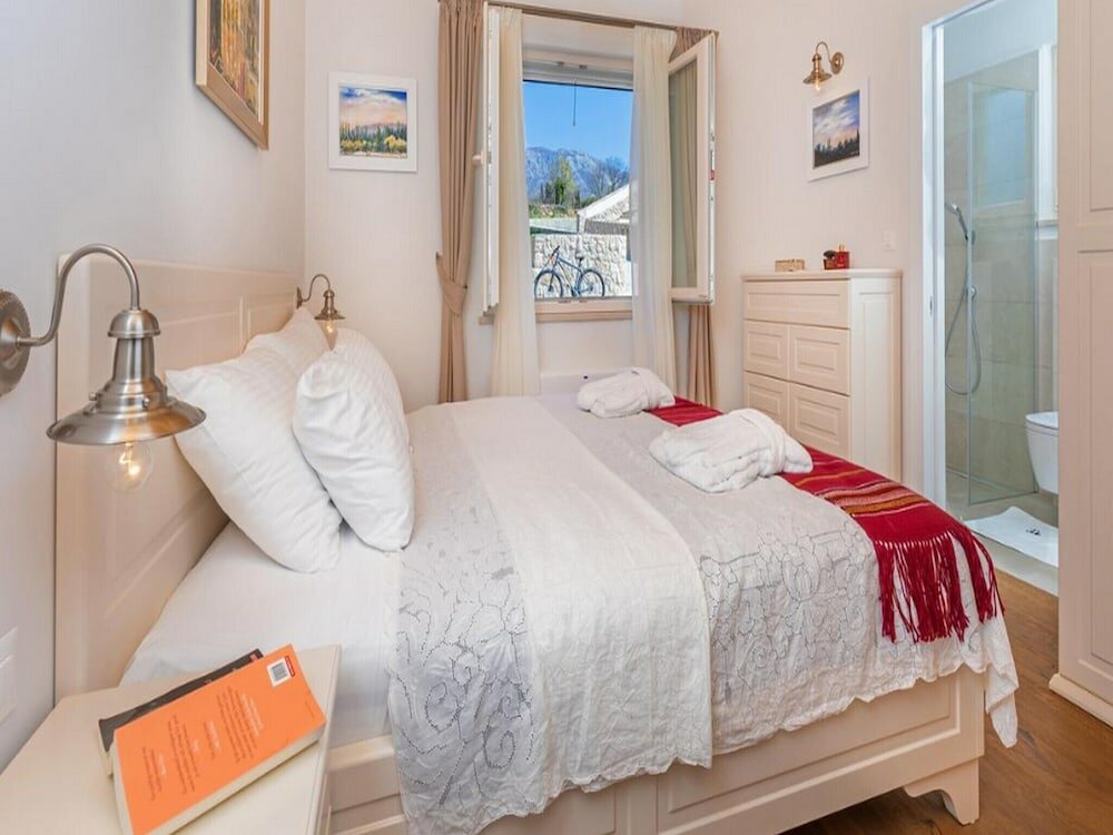 Фото Villa Doline