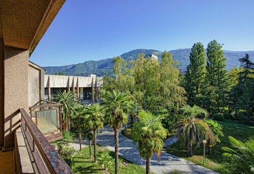 Гостиница Изумруд в Гагре