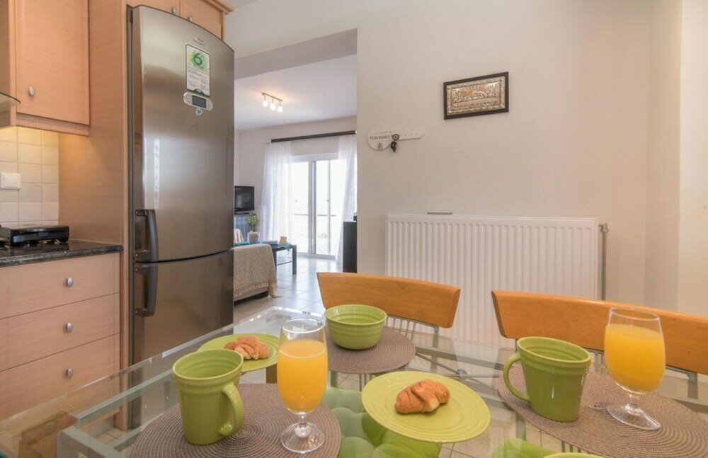 Фото Beachfront Villa Komis - Panoramic Infinity Blue