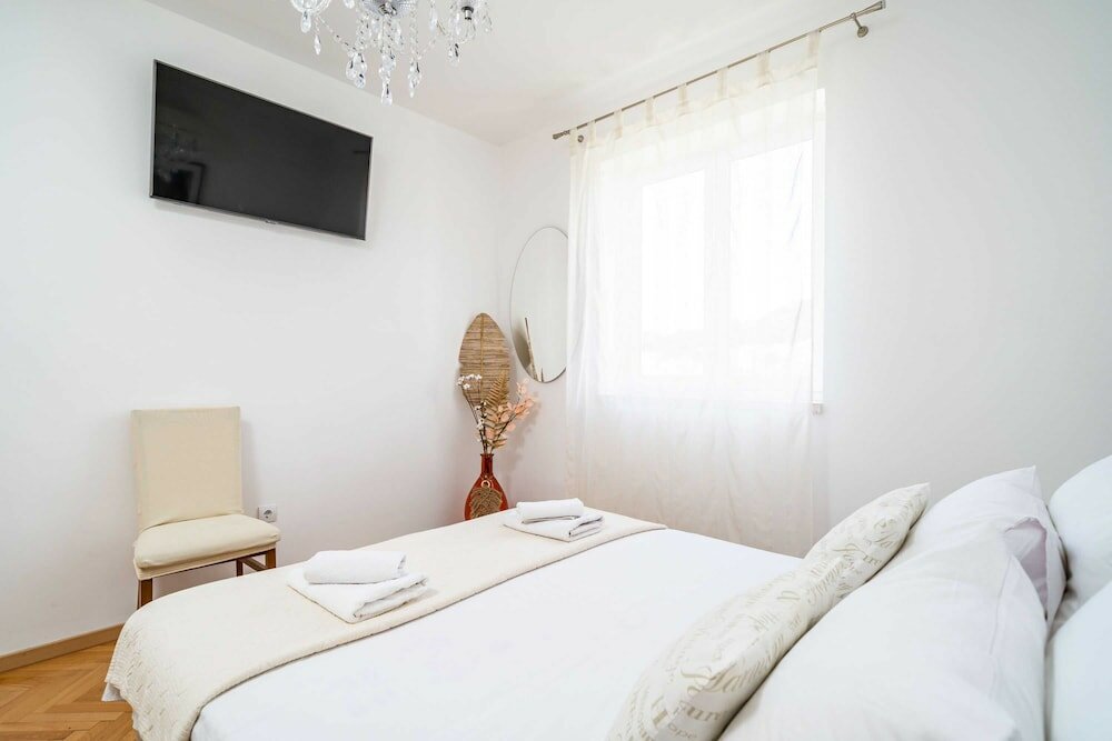 Фото Holiday Home King