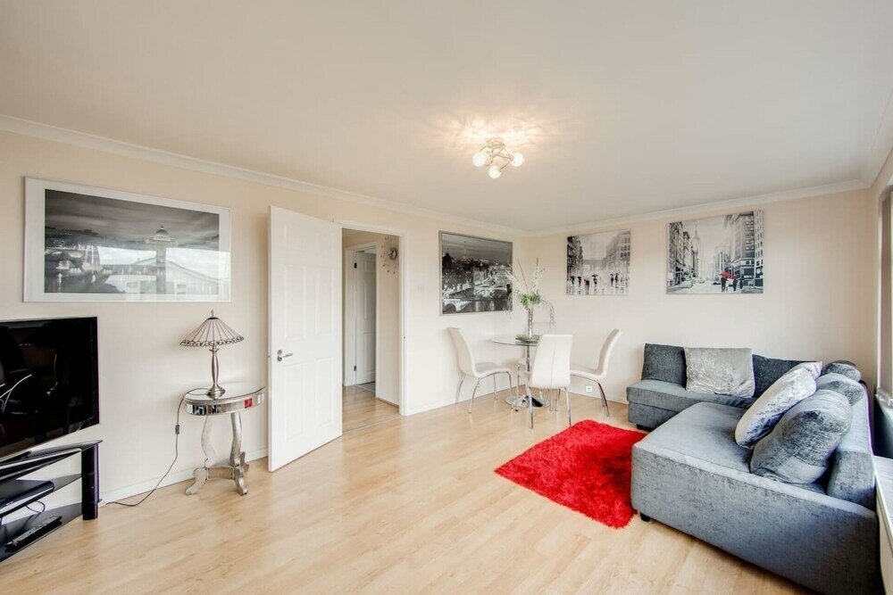 Фото Bungalow 2 min Walk to Beach and sea Sleeps 6