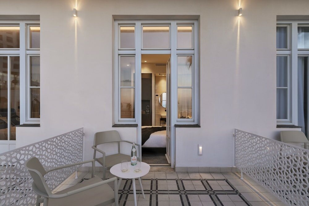 Фото Hotel The Herbert Tel Aviv