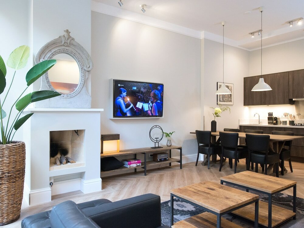 Фото BizStay Park Central Executive