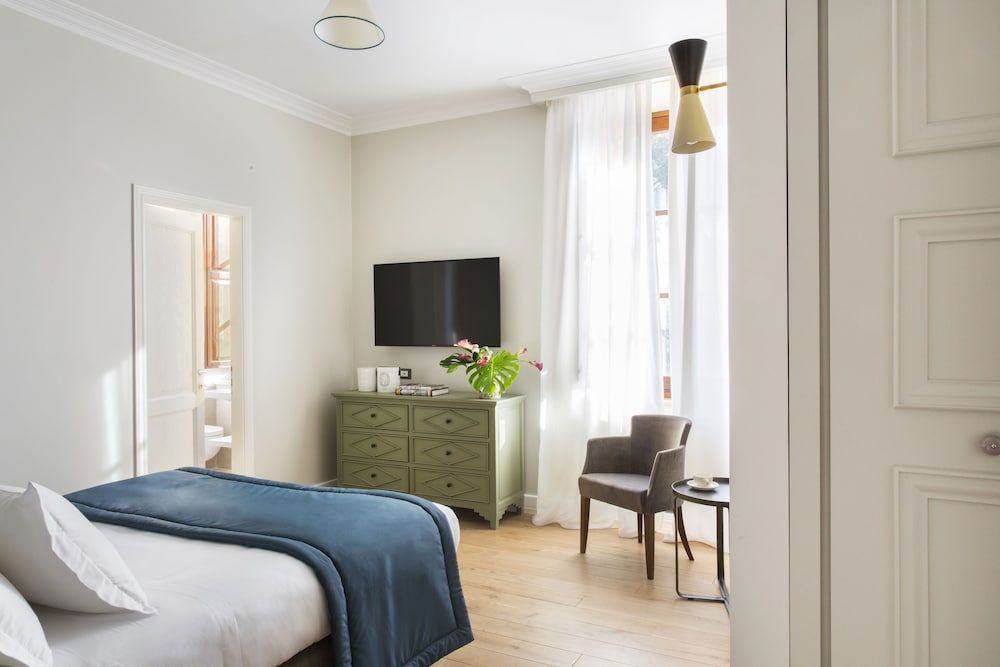 Фото Favilla Hotel di Charme