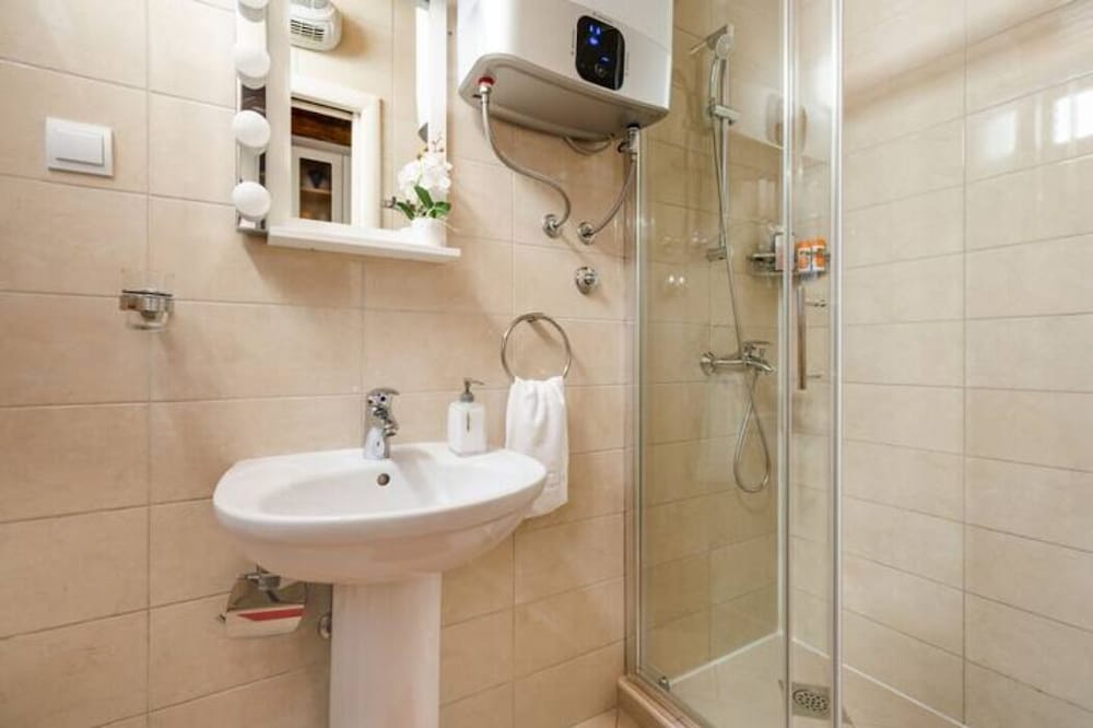 Фото Melek Accommodations