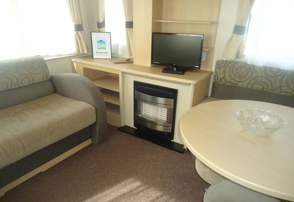 Фото Mounts Bay Caravan Park