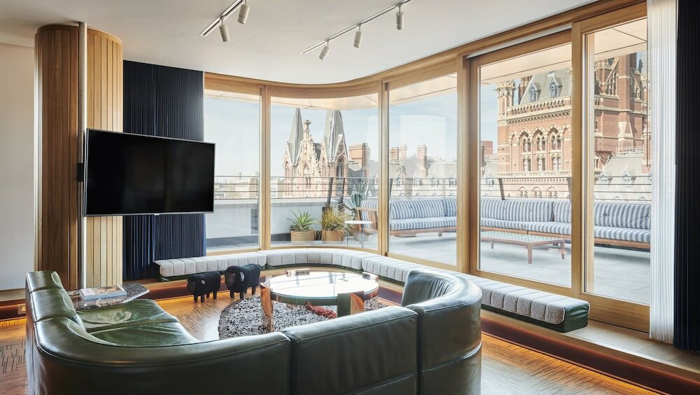 Фото The Standard London