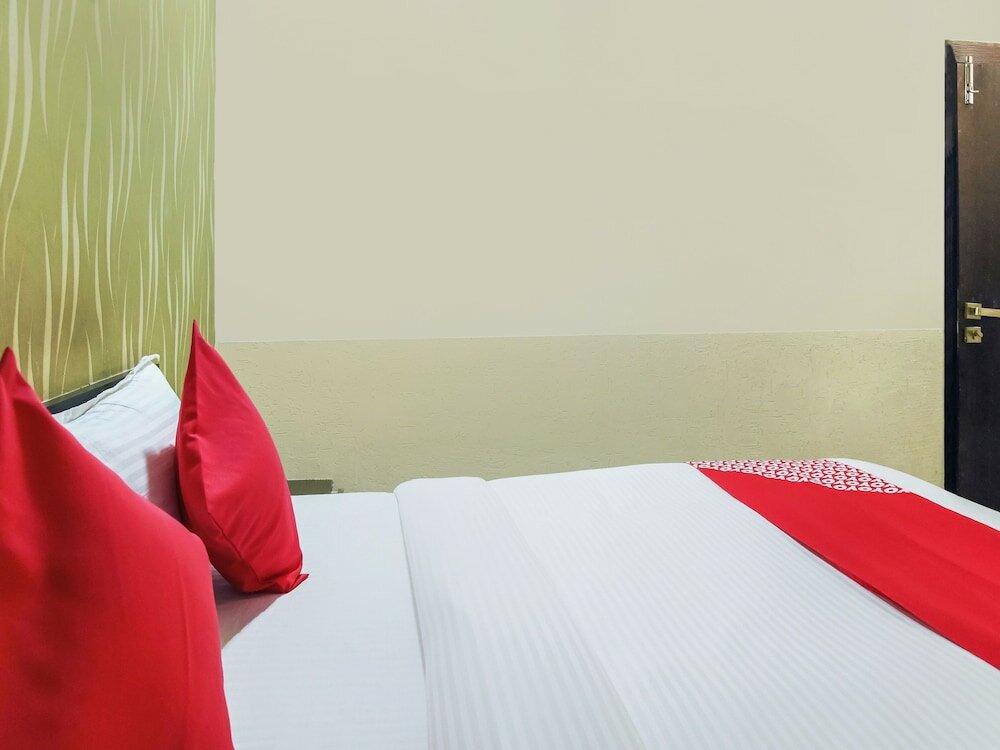 Фото Oyo 27638 Jay Radhe