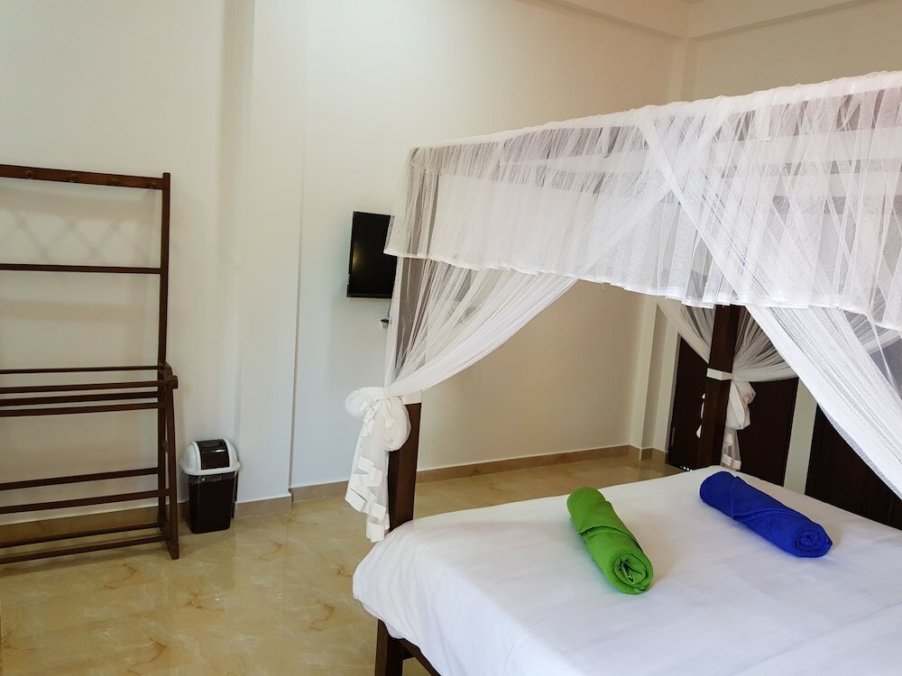 Фото My Whales Guest House