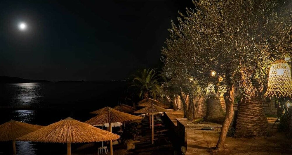 Фото Plataria Seaside Resort