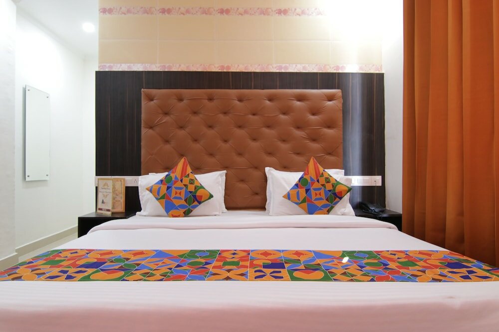 Фото Hotel Raja's Palace