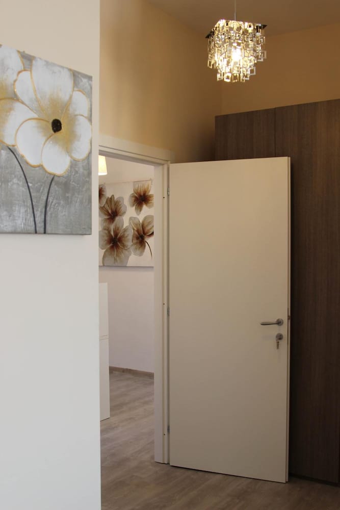 Фото Windows on Rome