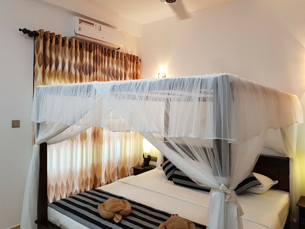 Фото My Whales Guest House