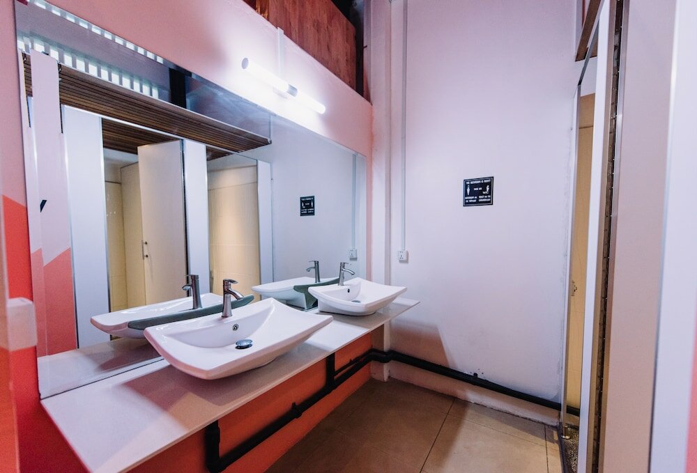 Фото The Place Hostel & Rooftop Bar