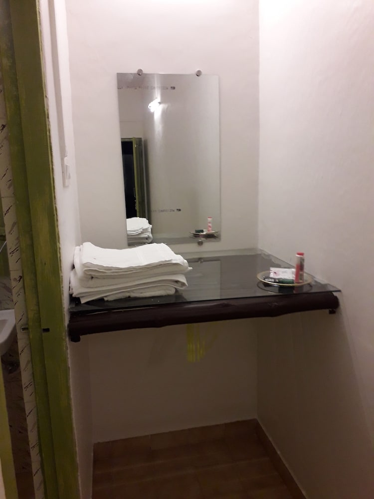 Фото Hotel Dhuni Resorts goa