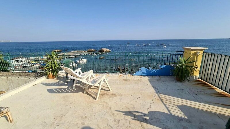 Хостел Homstel Beach - Taormina Hostel