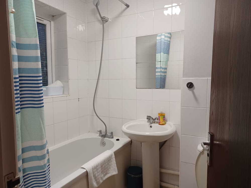 Фото Huku Kwetu - Fieldfare Green