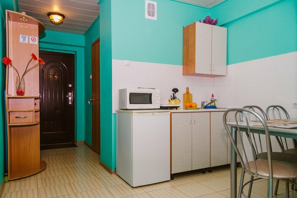 Short-term housing rental Apartment Economy on Baykalskaya 234b-4-16, Irkutsk, photo