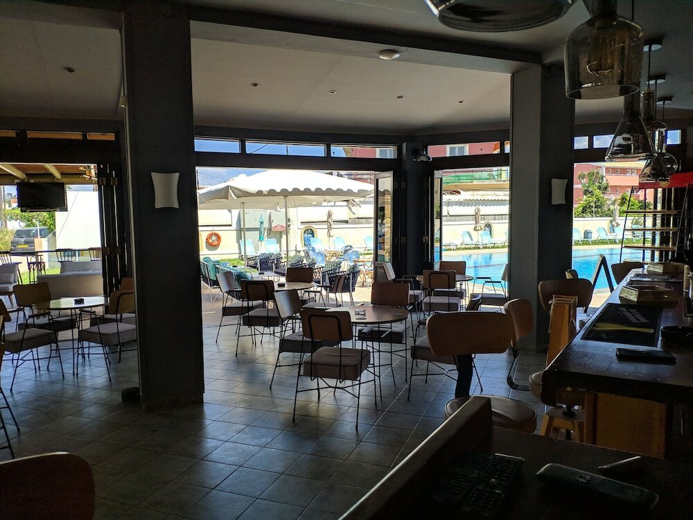 Фото Tondoris Apartments