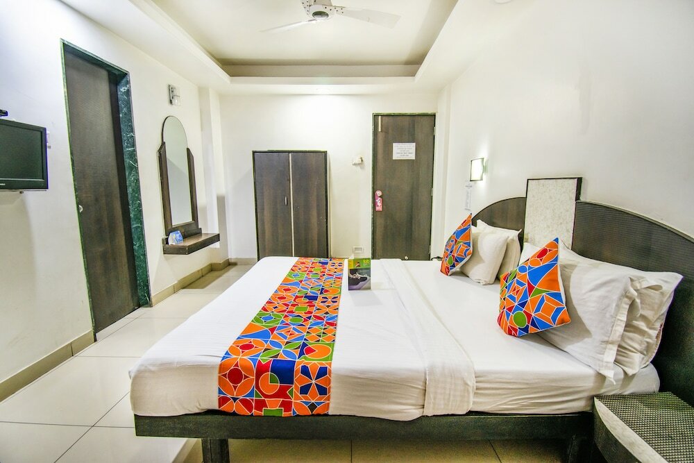 Фото Balaji Classic Hotel