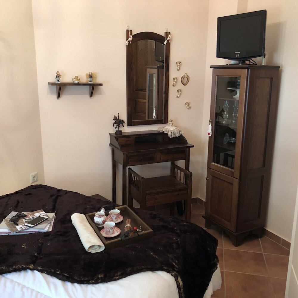 Фото Arahova Cozy Apartment