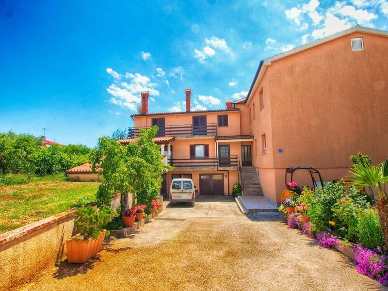 Гостиница Apartment 827 в Медулине
