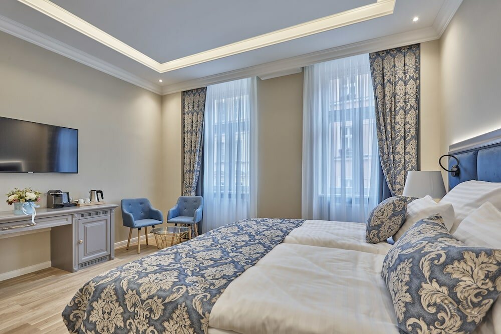 Фото Golden Key Boutique Hotel