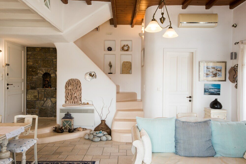 Фото Anemoessa House