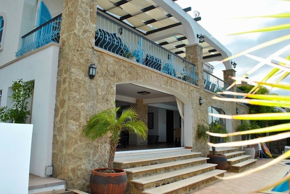 Фото Villa Alex by Amy Villas