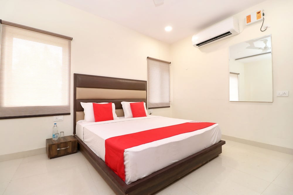 Фото Oyo 24071 Jasco Royal Inn