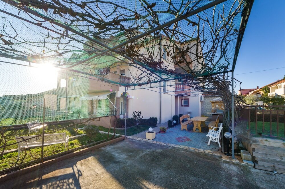 Фото Apartments Rotim