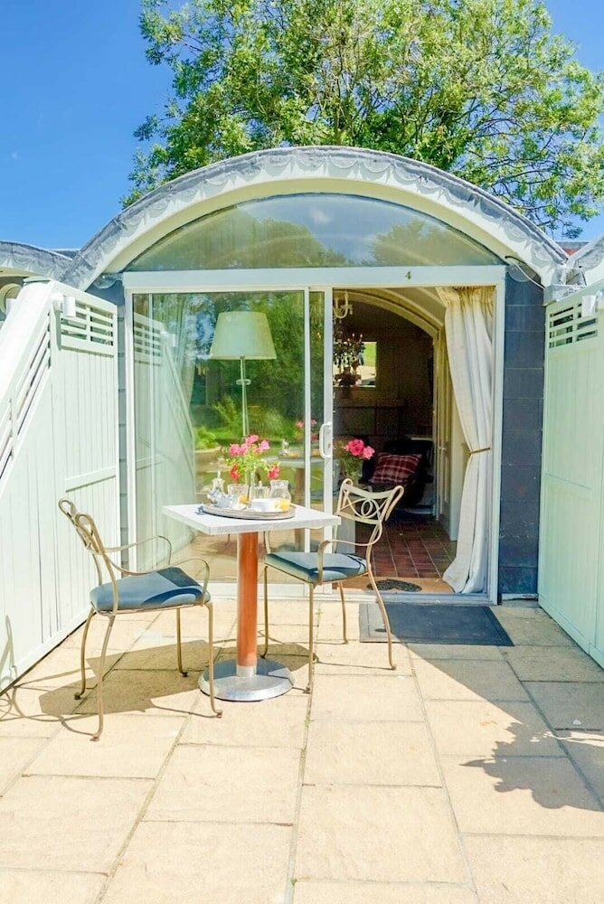 Фото Cedar House Boutique B&b