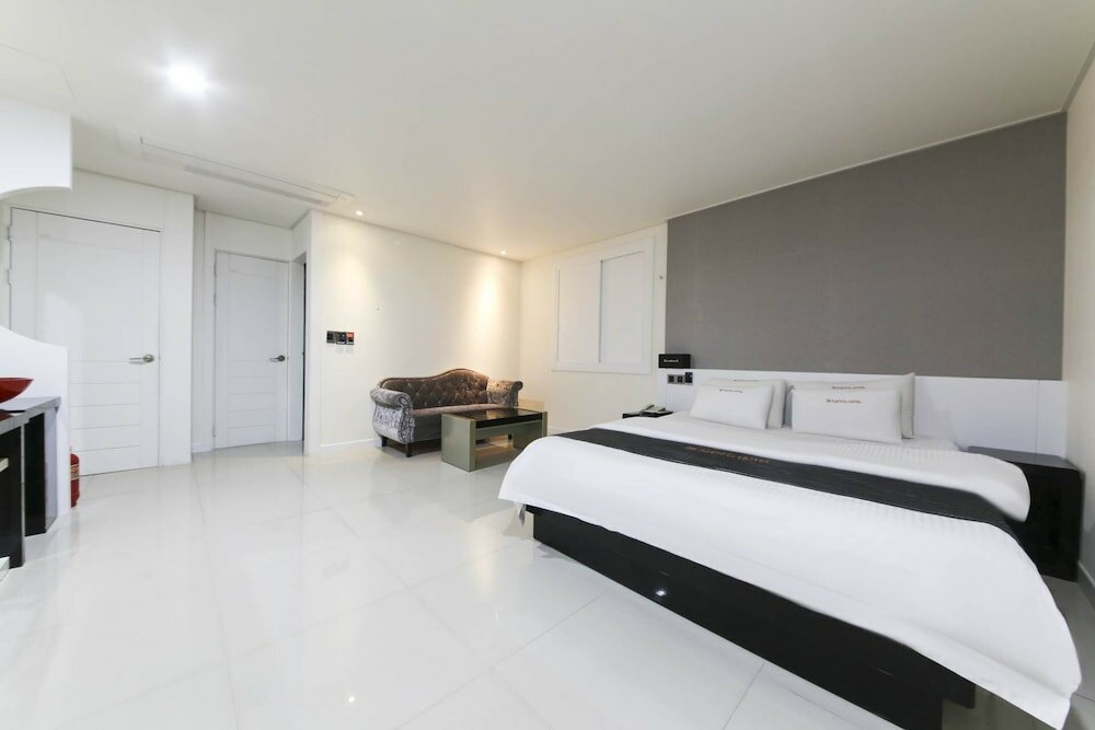 Фото Renaissance Hotel