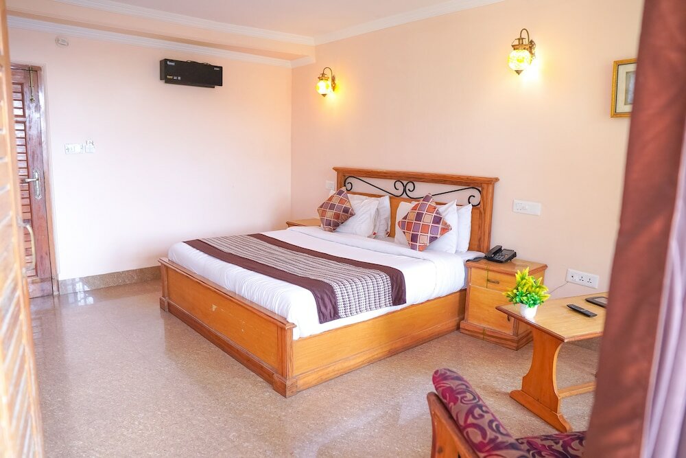 Фото Hotel Asian Plaza Mcleodganj