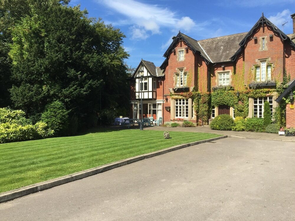 Фото The Villa Wrea Green