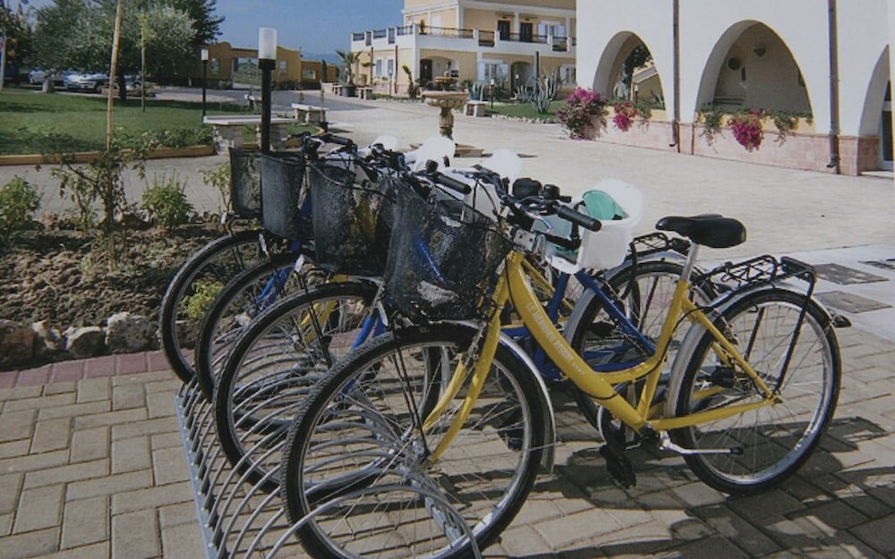 Фото Villaggio Turistico Le Meridiane