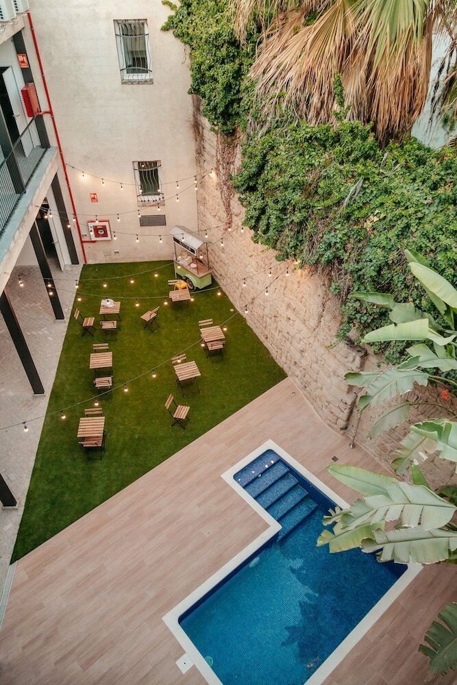 Фото Astuto Boutique Jerez - Adults Only