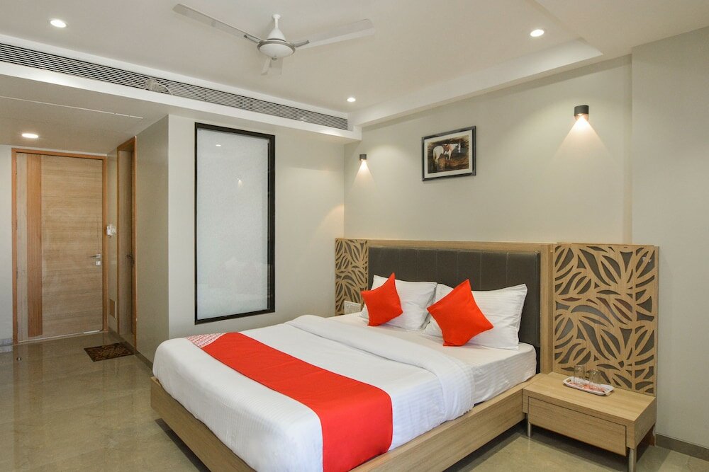 Фото Oyo Flagship 19307 Hotel Season Choice