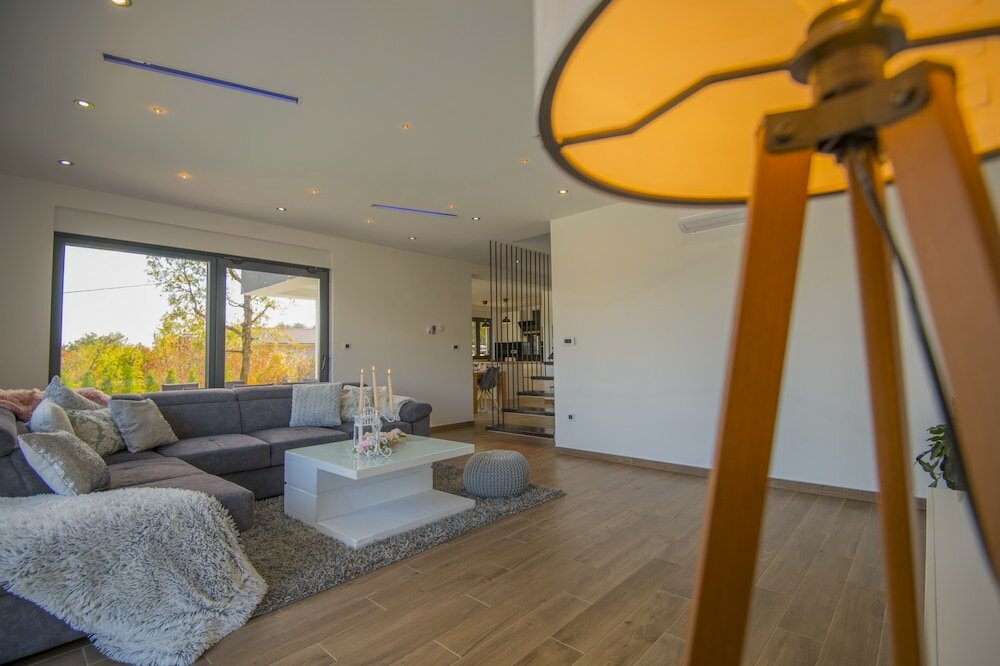 Фото Holiday House Luxury