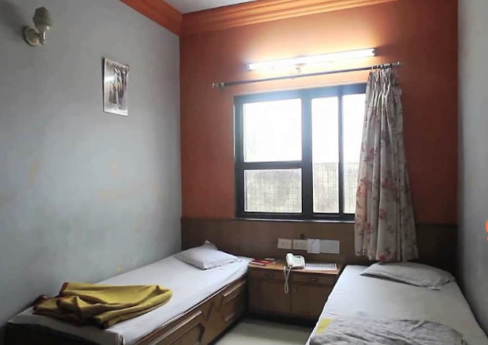 Фото Tih Hotel City Palace