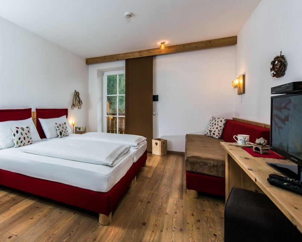 Фото Small & Lovely Hotel Zaluna