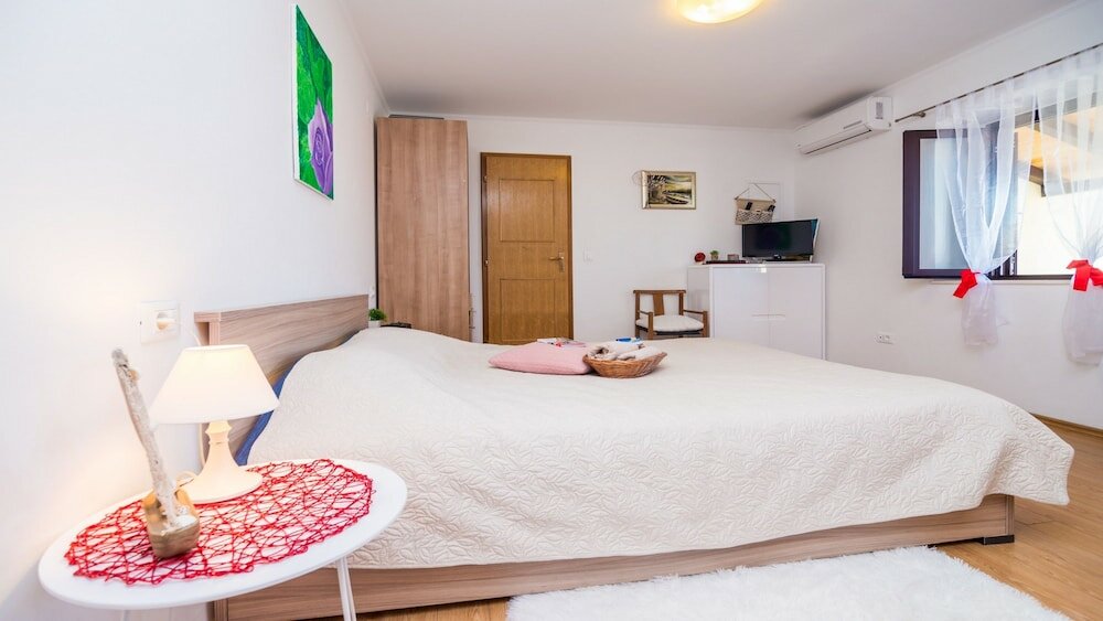 Фото Apartments Kristic