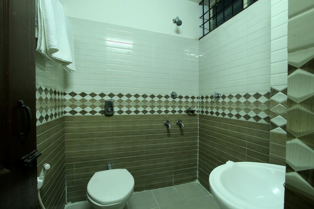 Фото Oyo 22928 Soans Comforts