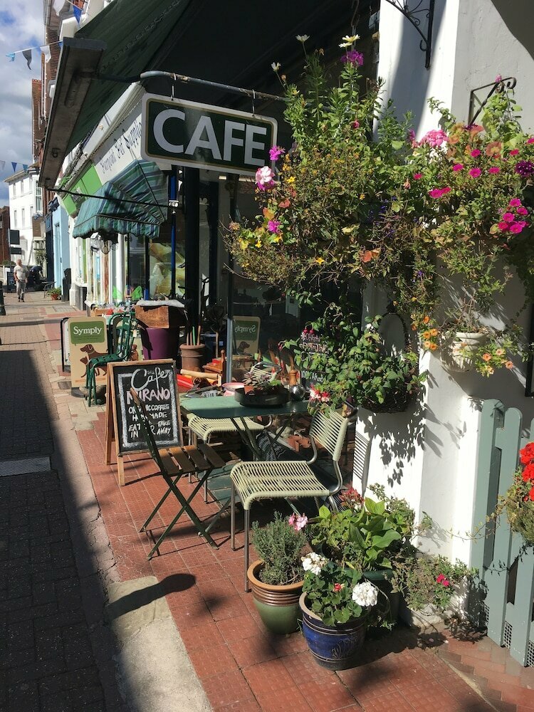 Hotel Morleys Bistro by Huluki Sussex Stays, England, photo