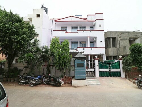Гостиница Oyo Flagship 14530 Sector 14 Harsh Villa в Гургаоне